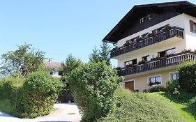 Dreimäderlhaus